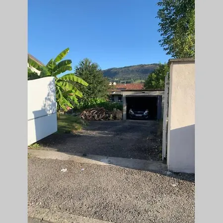 Grande Maison Avec Jardin Et Terrasse Prives Nyaraló Foix